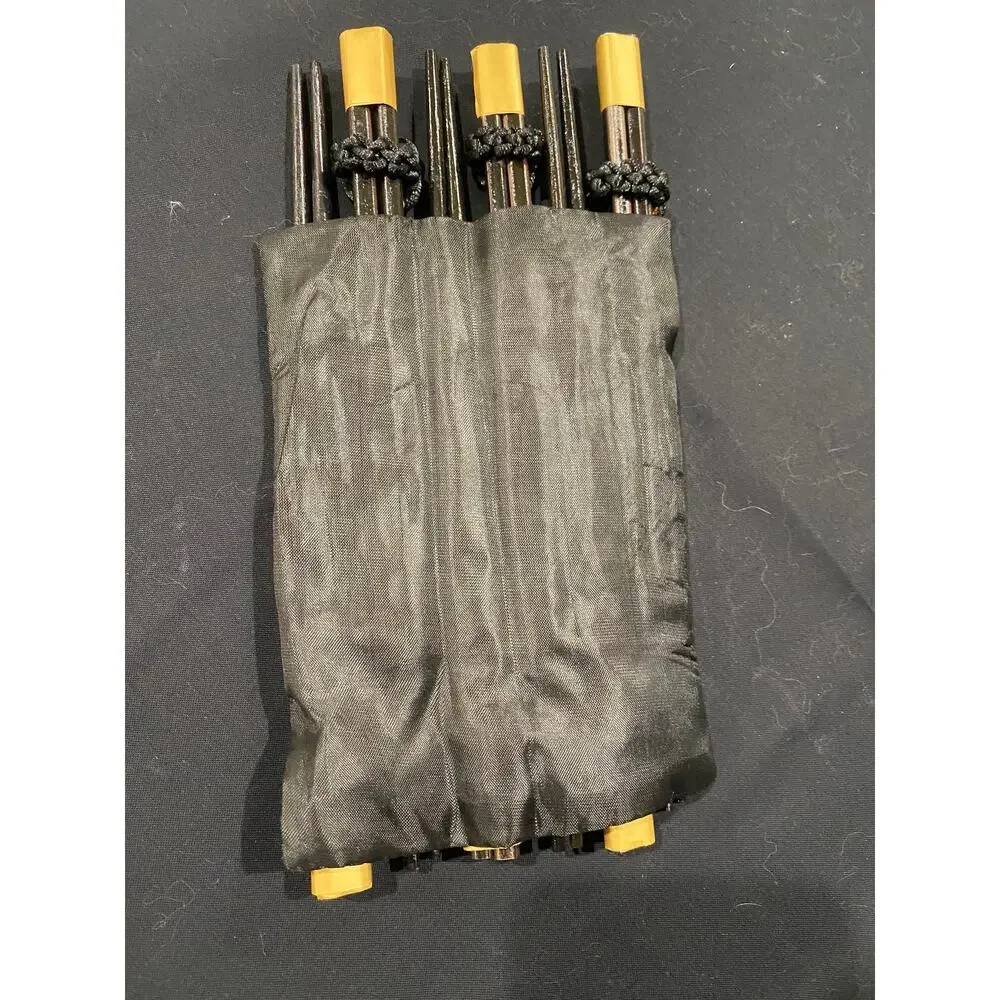 Set of 6 Vintage Japanese Black Lacquer Chopsticks with Fabric Rolling Case NOS